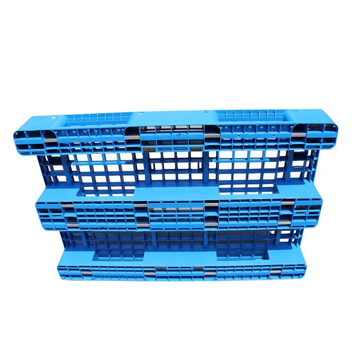 collapsible plastic pallets