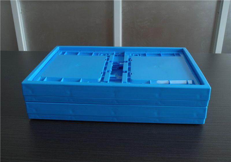 collapsible plastic containers