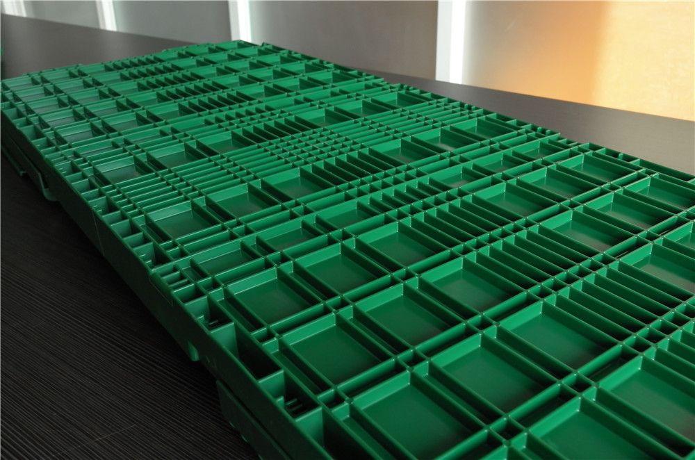 large collapsible crates